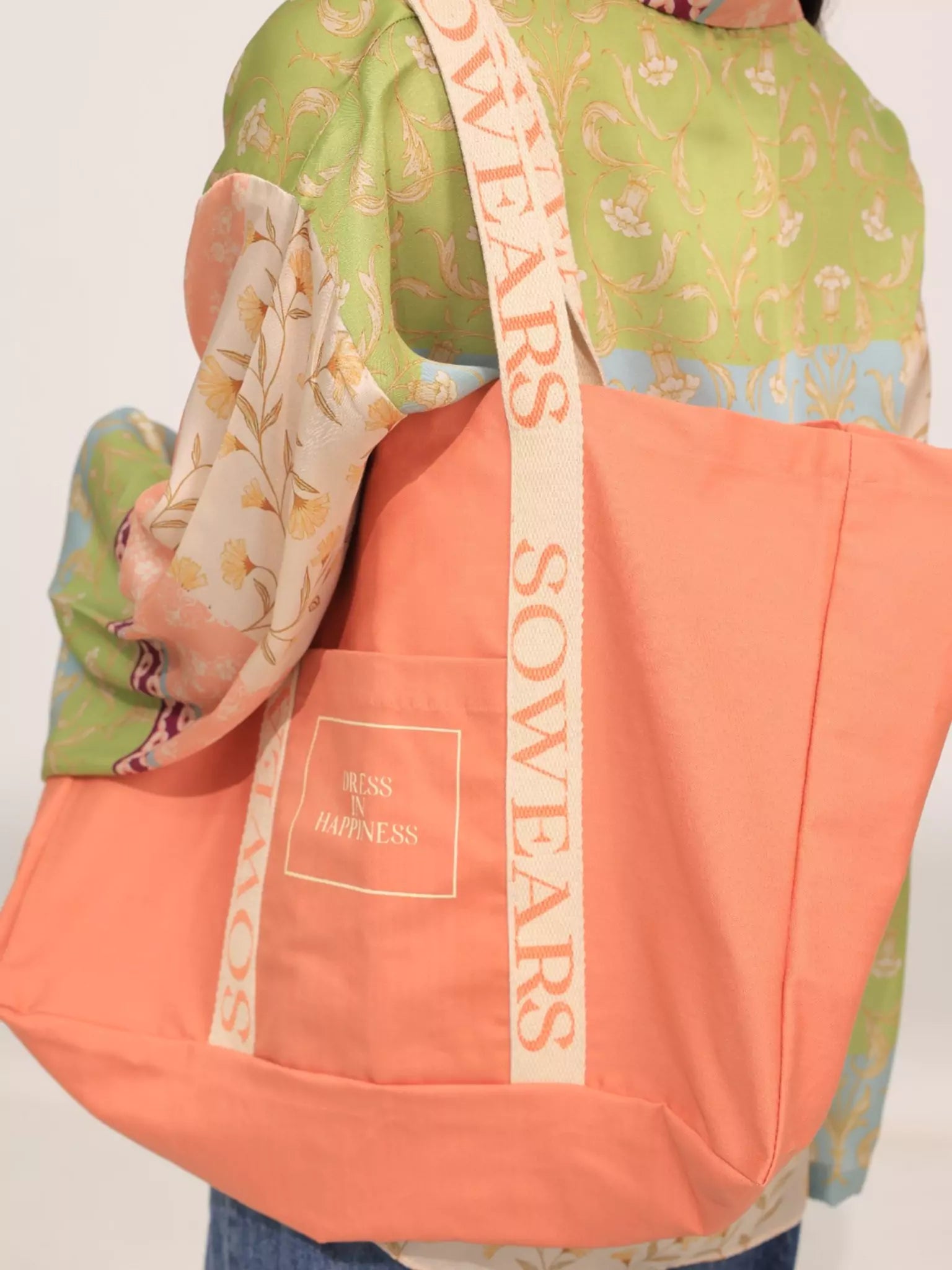 Sowears Pink Travel Tote Bag