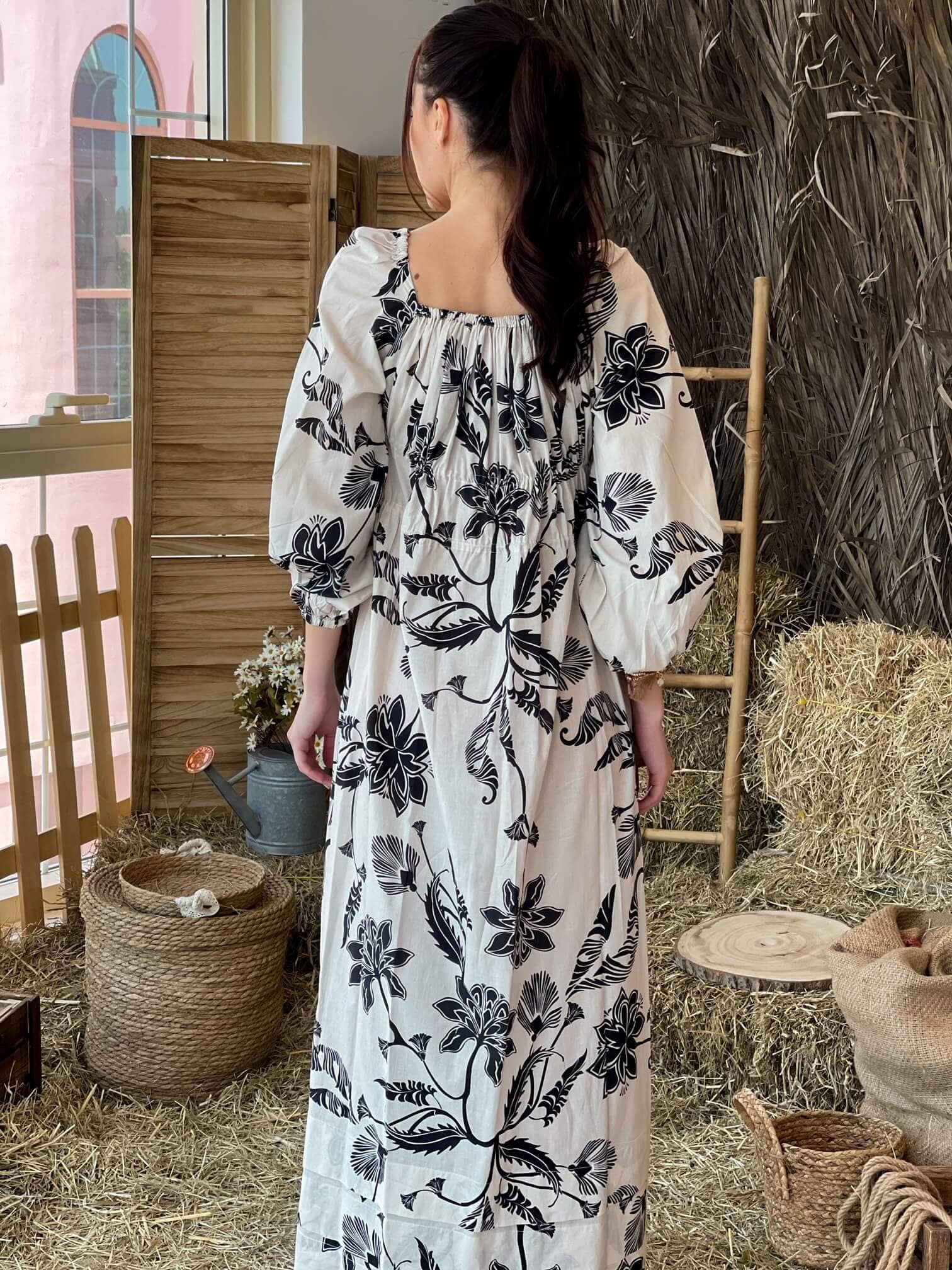 Creme - Black And White Summer Dress Dresses  - Sowears