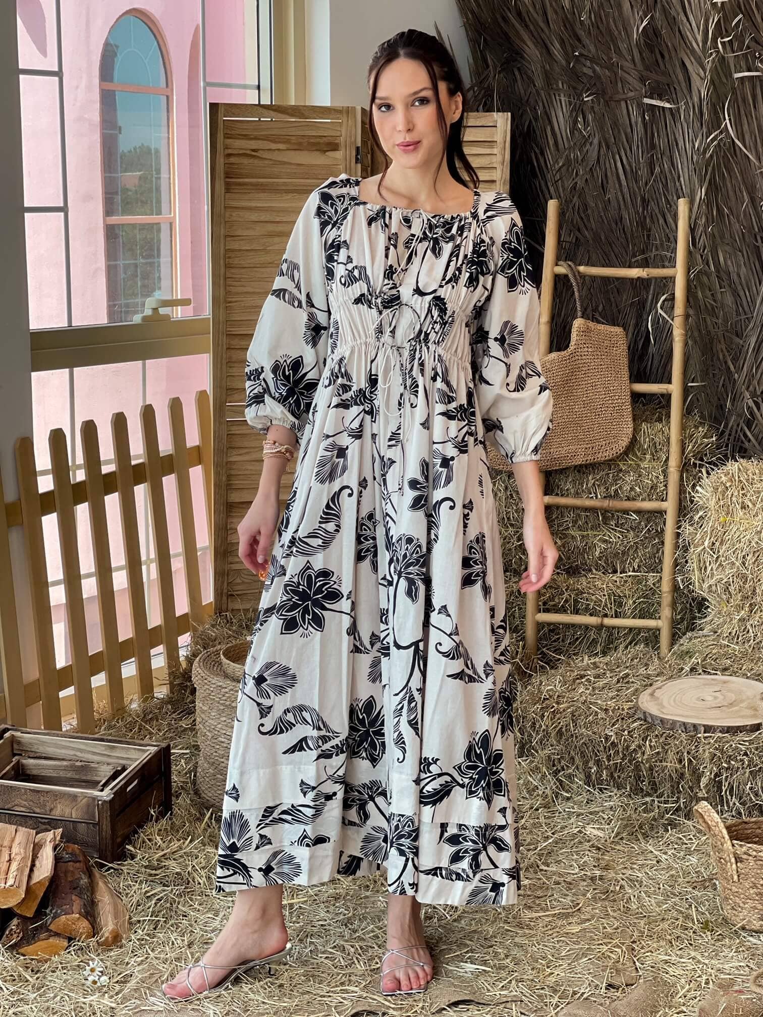 Creme - Black And White Summer Dress Dresses  - Sowears