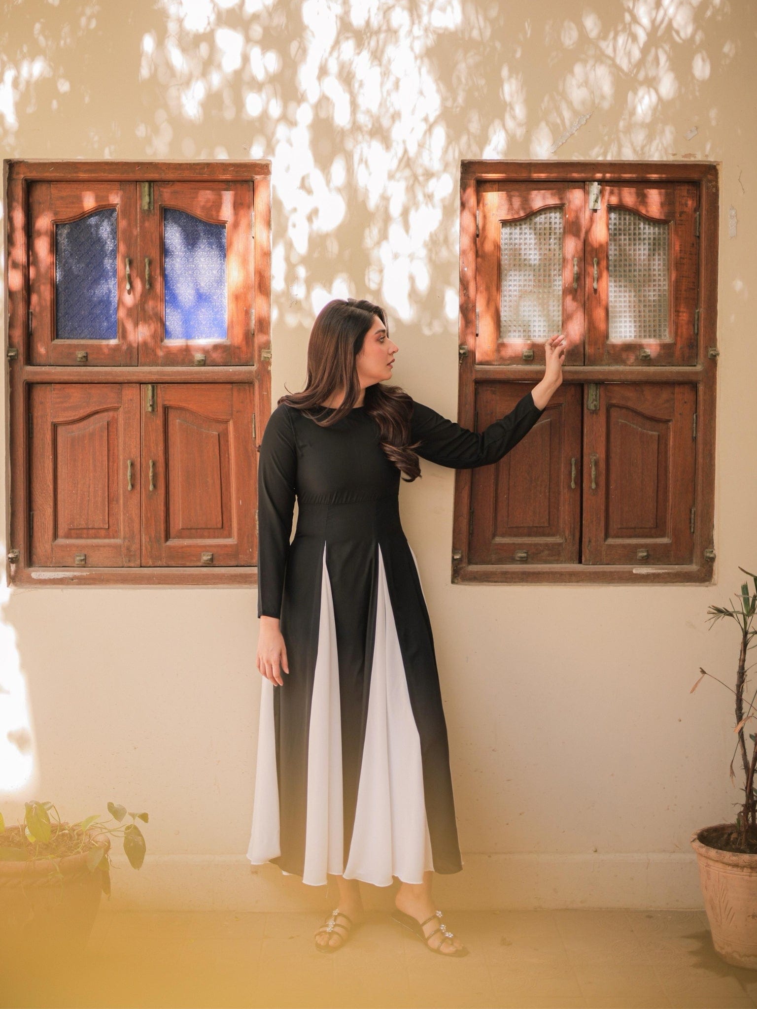 Fossor Black And White Dress Dresses  - Sowears