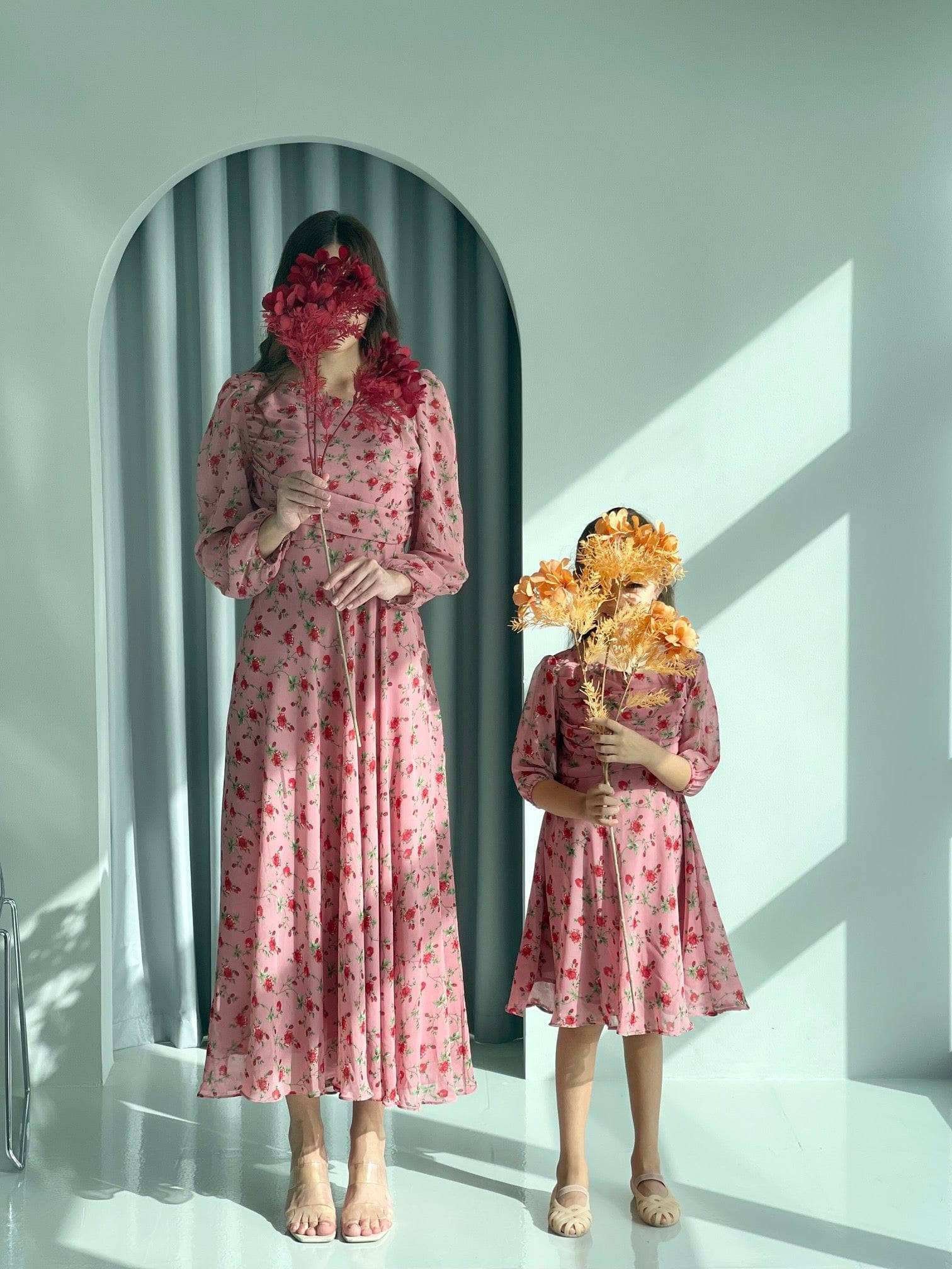 Mini Rosè Dress In Dusty Pink Floral Baby & Toddler Dresses  - Sowears