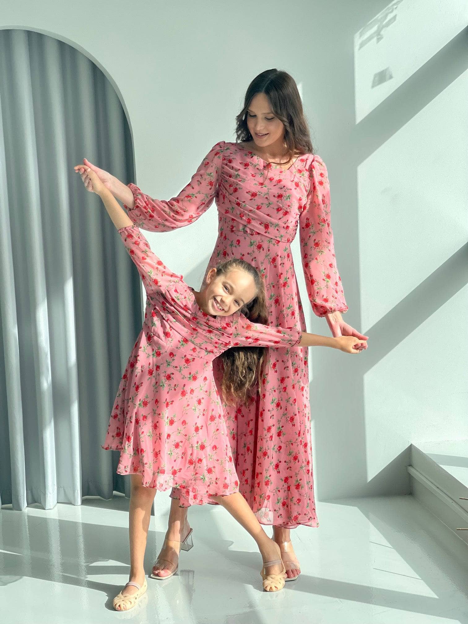 Mini Rosè Dress In Dusty Pink Floral Baby & Toddler Dresses  - Sowears