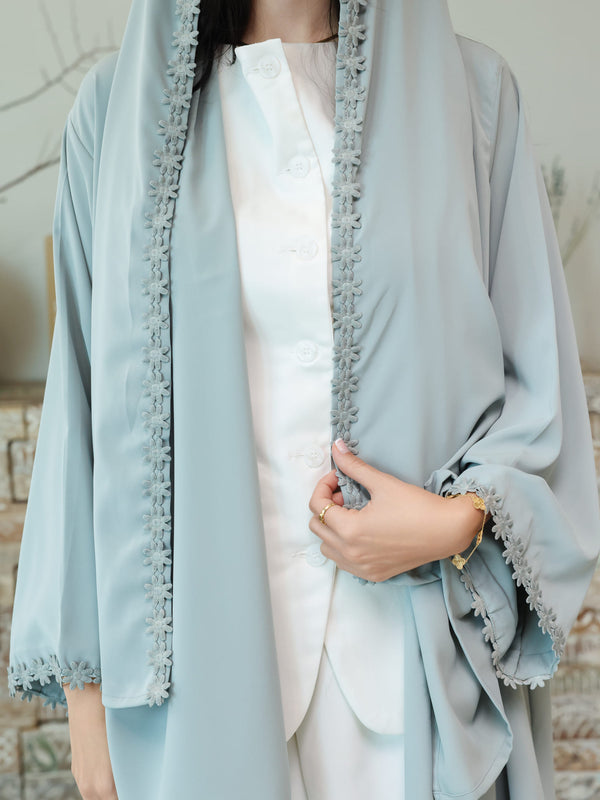 Greta Green Lace Stole