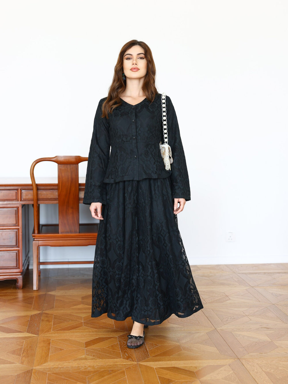 Kaenith Black Skirt And Shirt Set