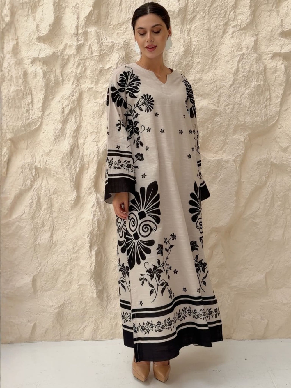 Vintsil Black Khaddi Long Tunic With Pockets