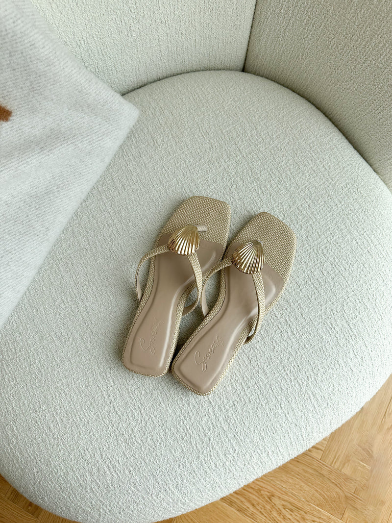 Sea Shell Beige Sandal