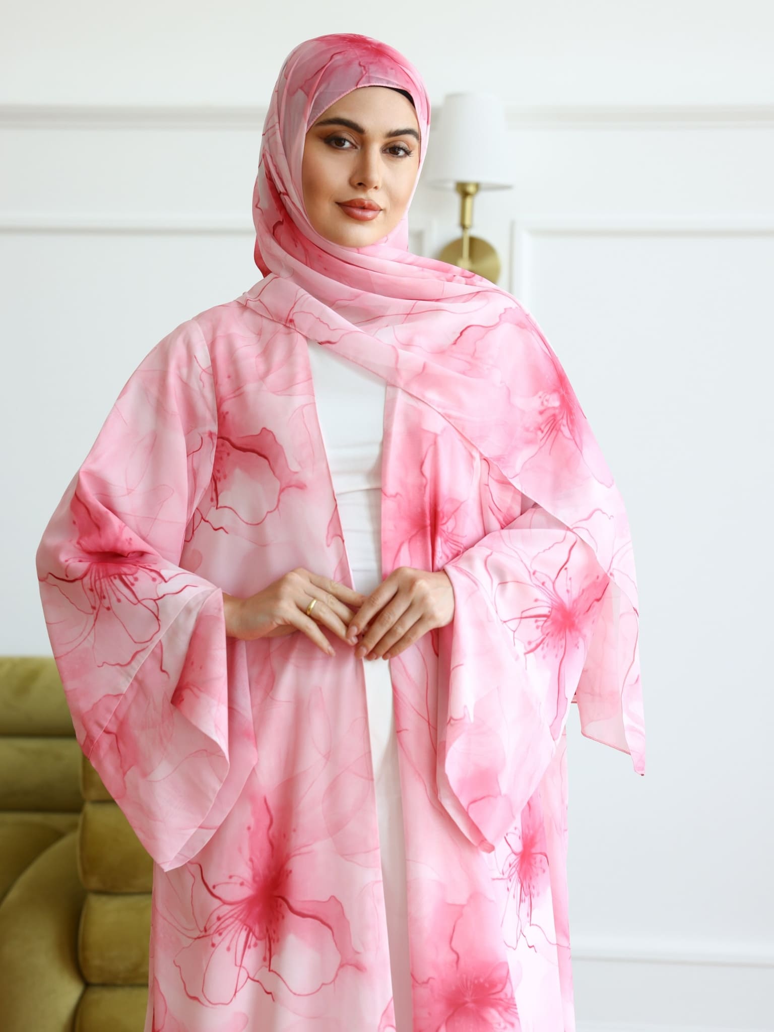 Blooming Pink Floral Stole / Sheila