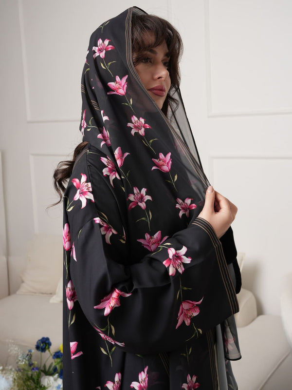 Lily Breeze Black Tulip Upper / Abaya