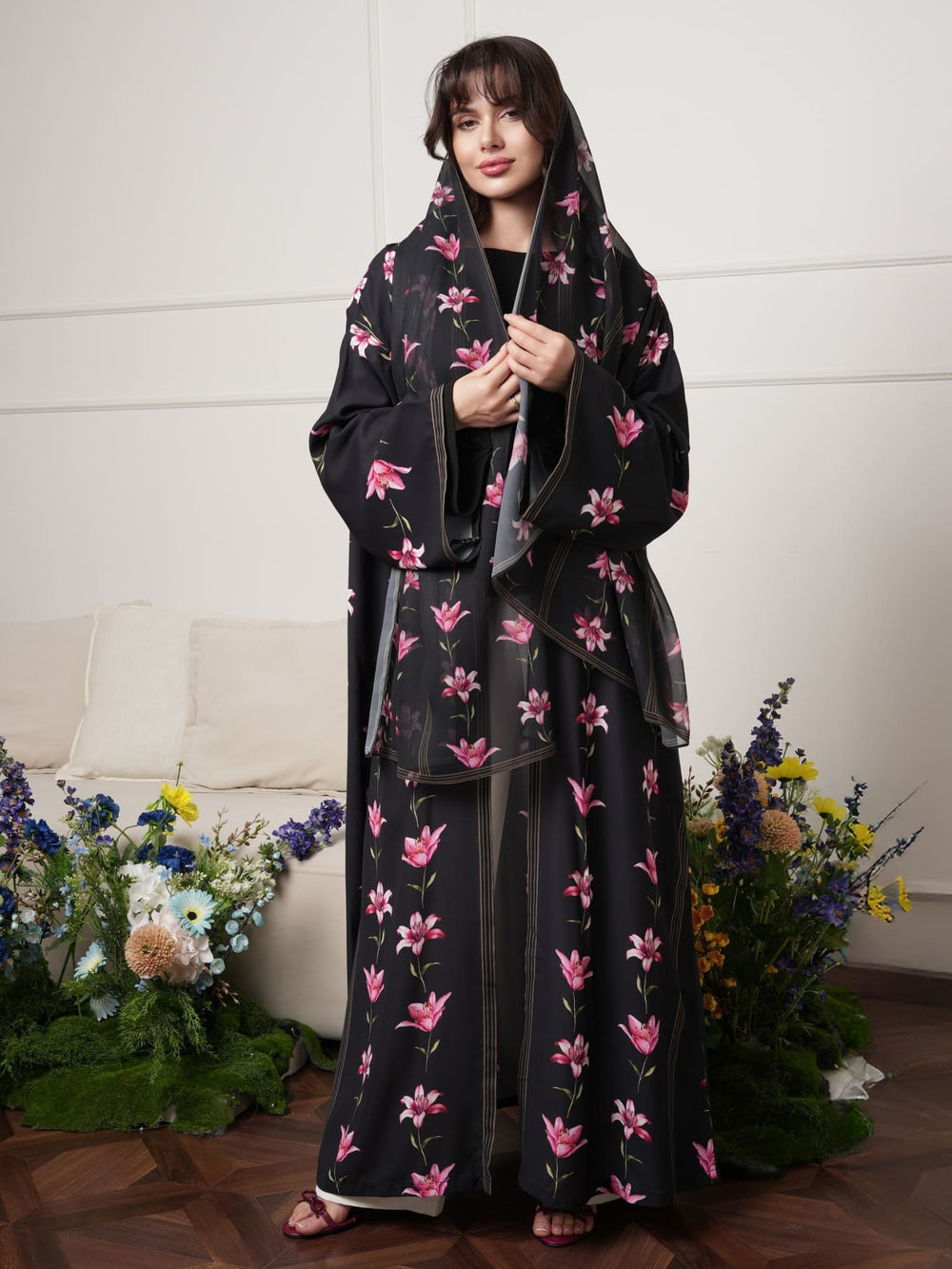 Lily Breeze Black Tulip Upper / Abaya