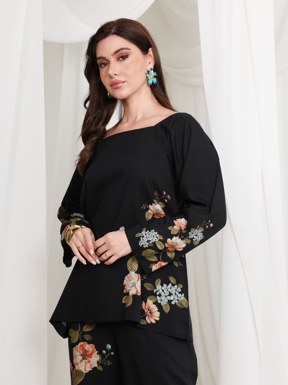Sophus Floral Bunch Black Shirt