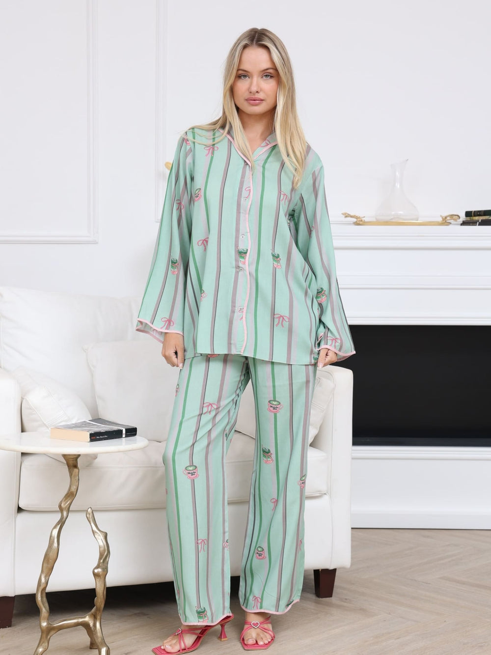 Snuggie Matcha Lounge Pants