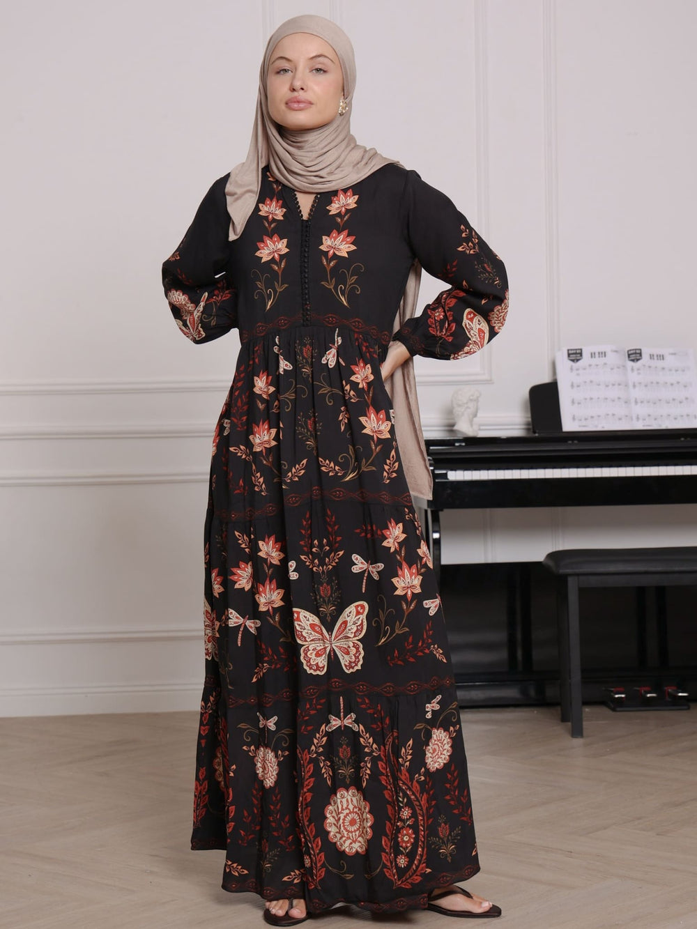 Zaurea Black Floral Panel Dress