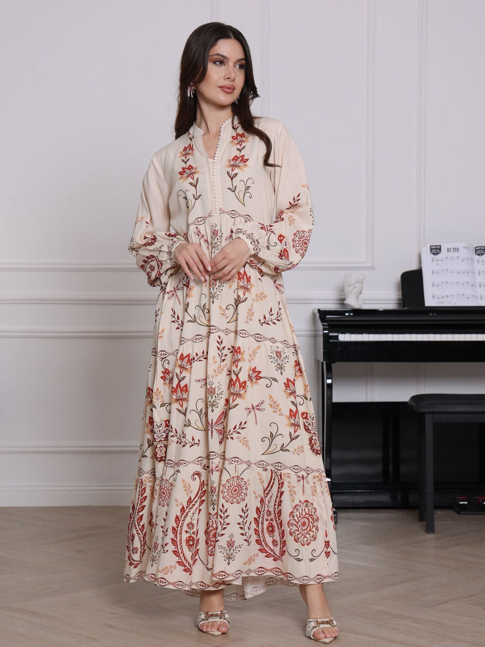 Zaurea Cream Floral Panel Dress