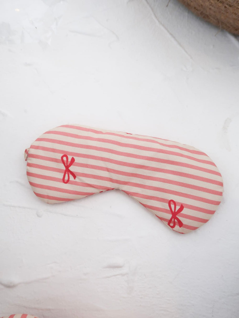 Cushie Bow Lounge Eye Mask