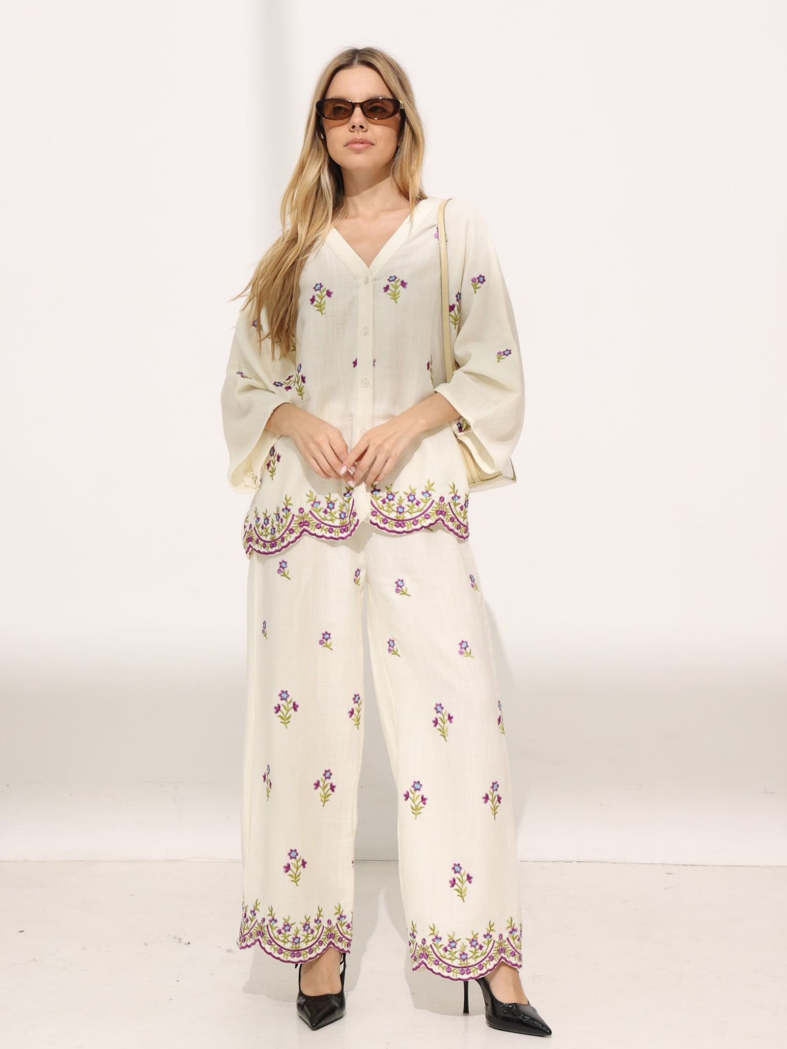 Sylvien Embroidered Pants