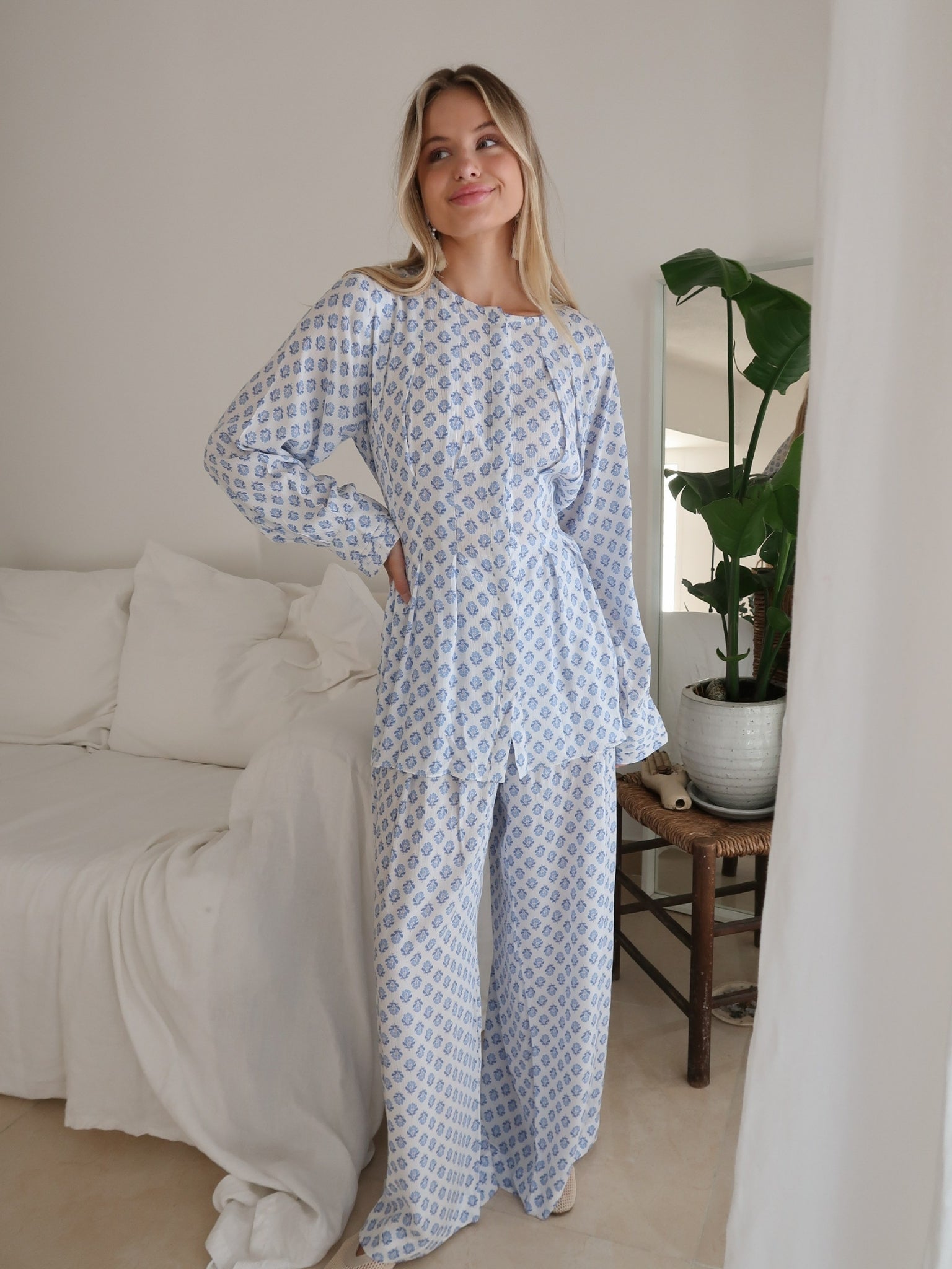 Eliska Flutter Fold Pants