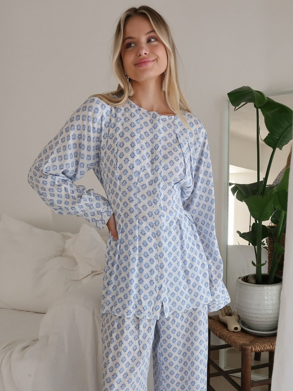 Eliska Flutter Fold Shirt