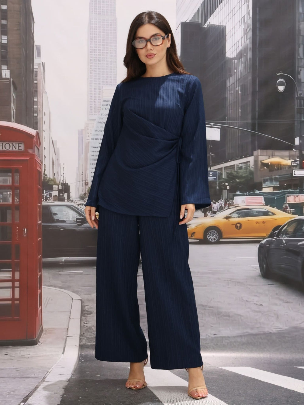 Mlue Textured Pants