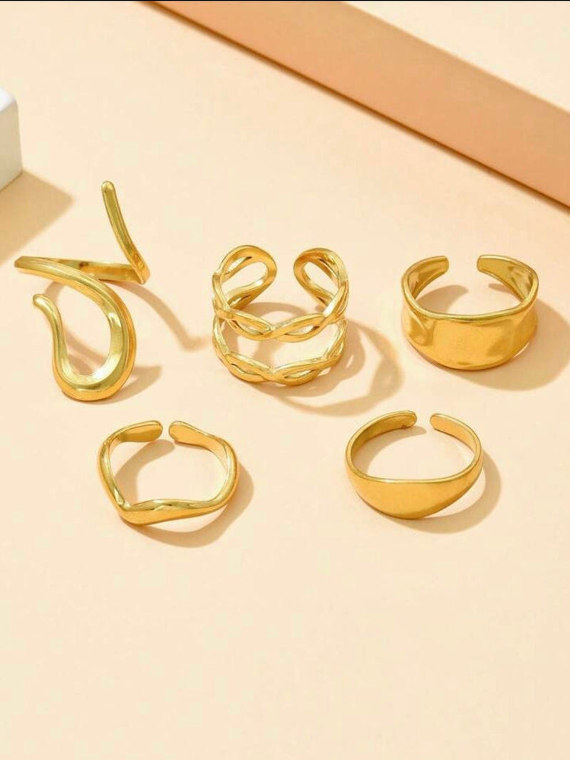 Veena Set Of Rings Apparel & Accessories  - Sowears