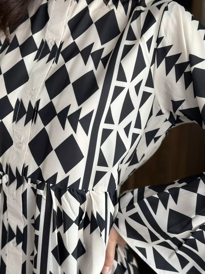 Black Merry Geometric Dress Black and White Dresses  - Sowears