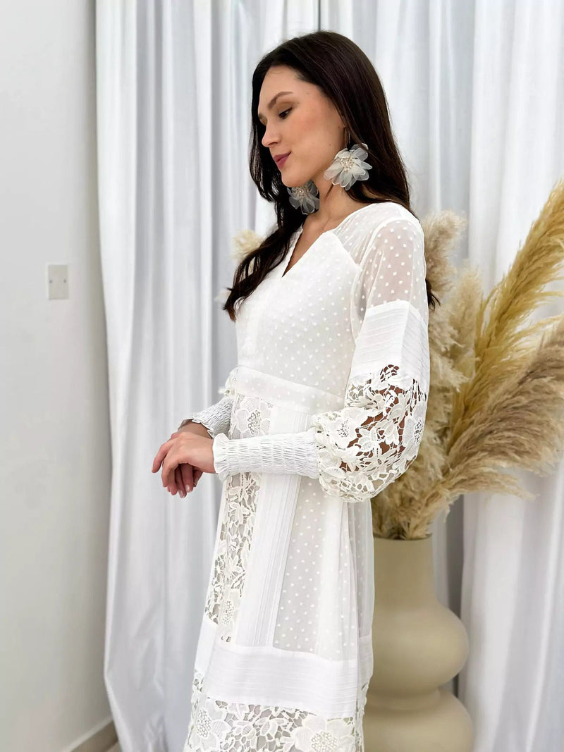 Coco Lace Dress Dresses  - Sowears