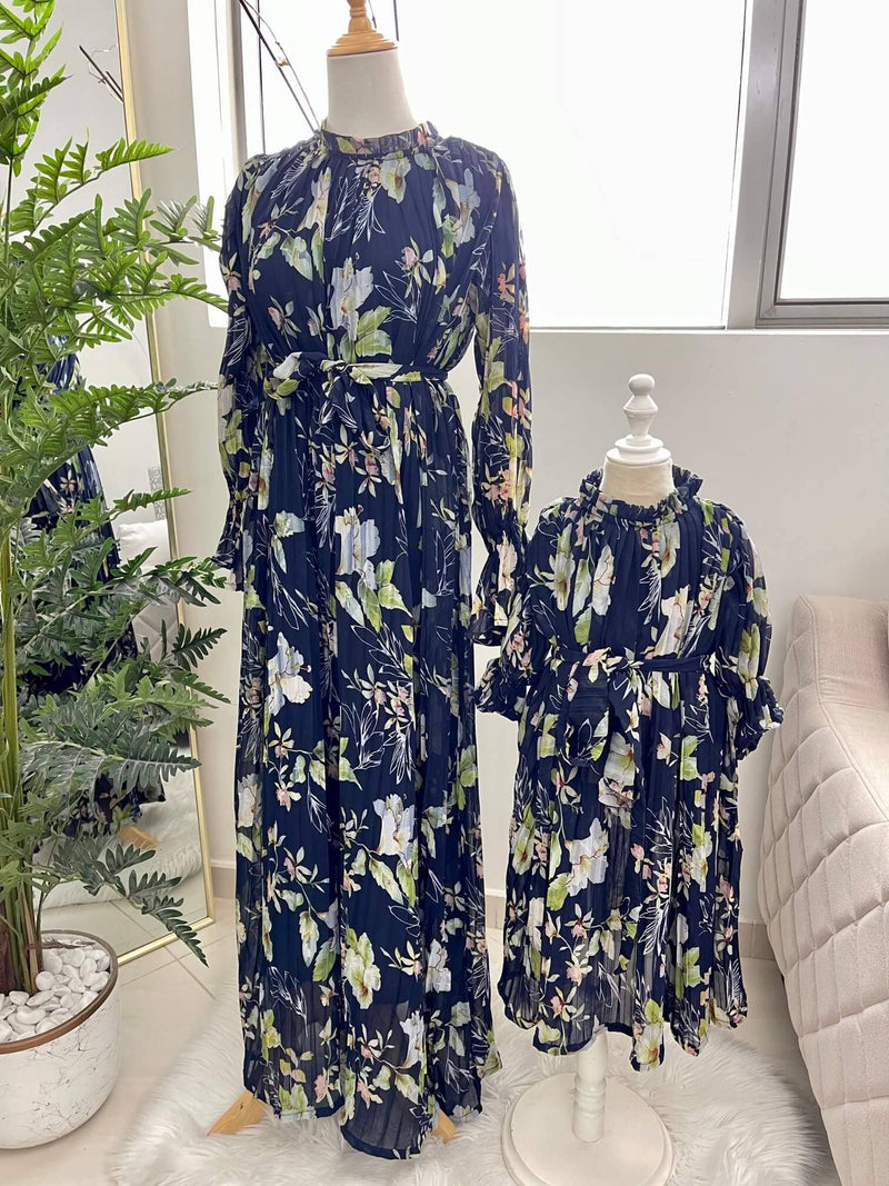 Freesia - Blue Pleated Floral Dress Dresses  - Sowears