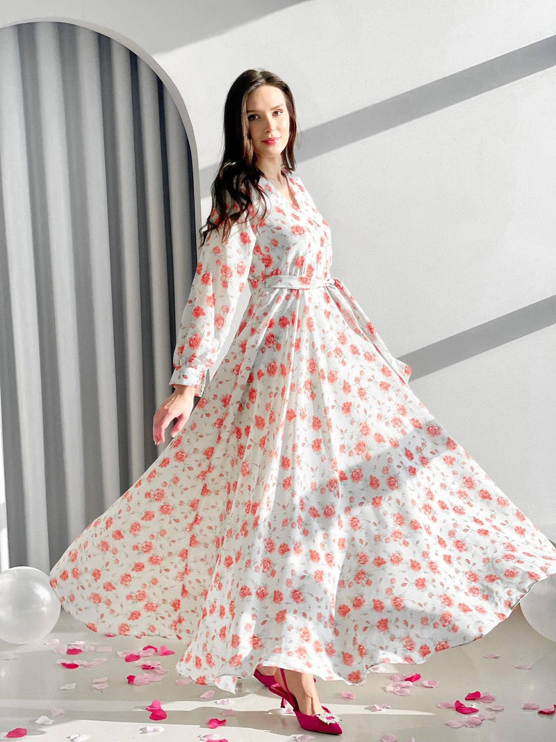 Medley Dress In White Floral Maxi Dresses  - Sowears