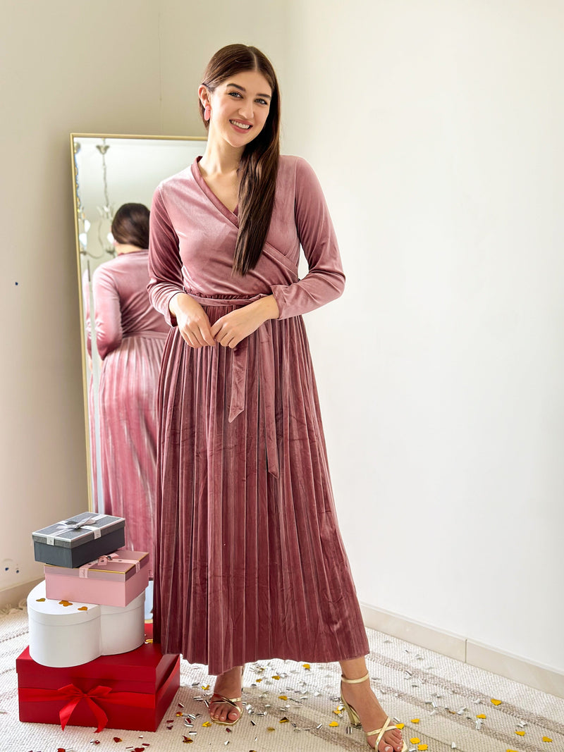 Promise - Dusty Pink Velvet Dress with Long Sleeves (Pleated) Dresses  - Sowears