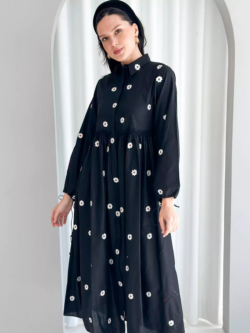 Sibyl Black and white Embroidered Dress Dresses  - Sowears