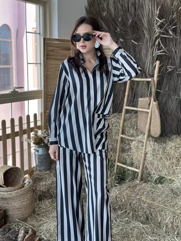 Co Ord Set In Black Streak Stripes Outfit Sets  - Sowears