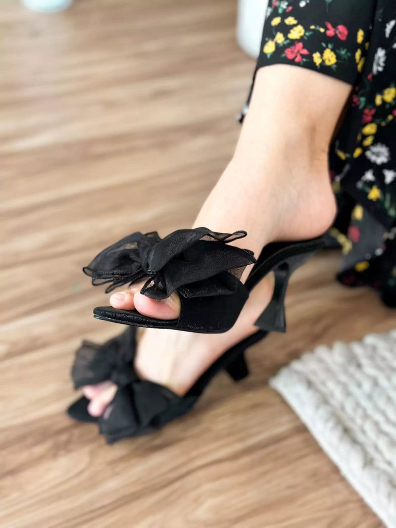 Champagne Heels With Bow Details - Black Shoes  - Sowears