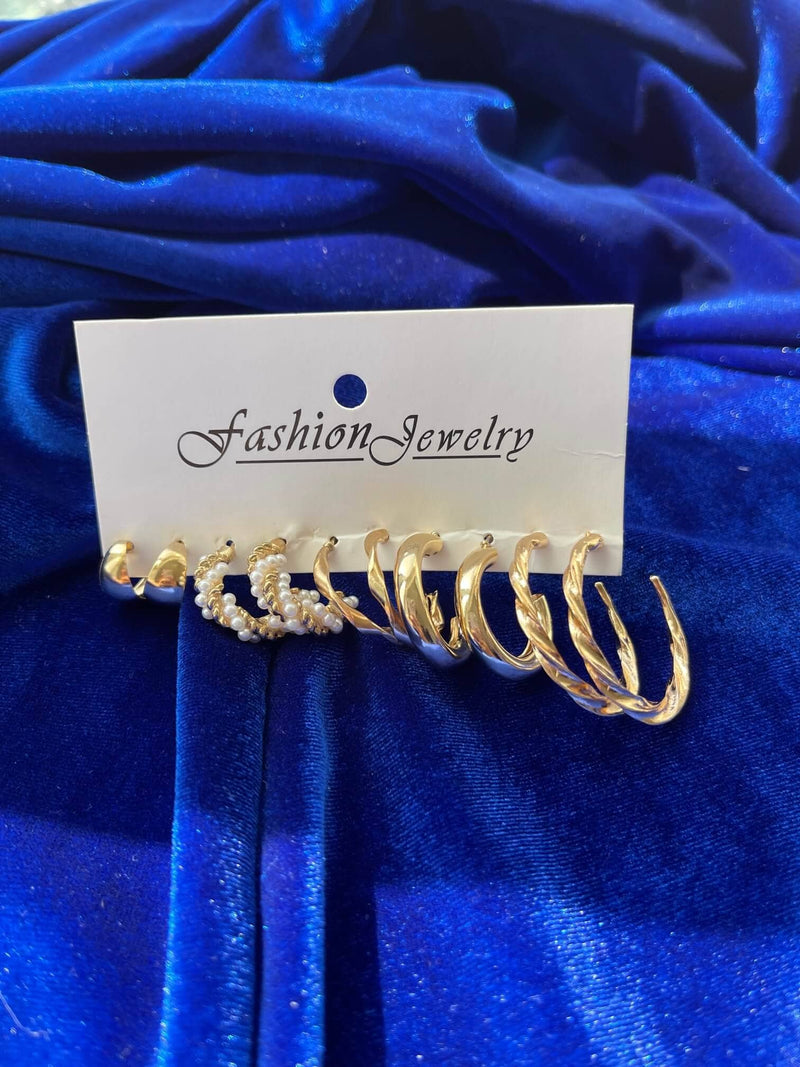 Pair of 5 golden pearl hoops Apparel & Accessories  - Sowears