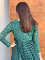 back of beryl emerald green pleated dress by sowears