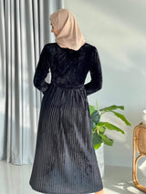 Black Pleated Velvet Dress Dresses  - Sowears