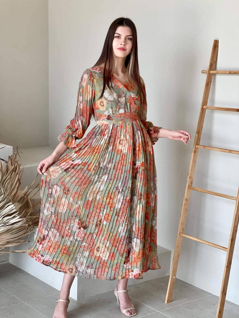 Pleated Dress In Green Pastel Floral Dresses  - Sowears