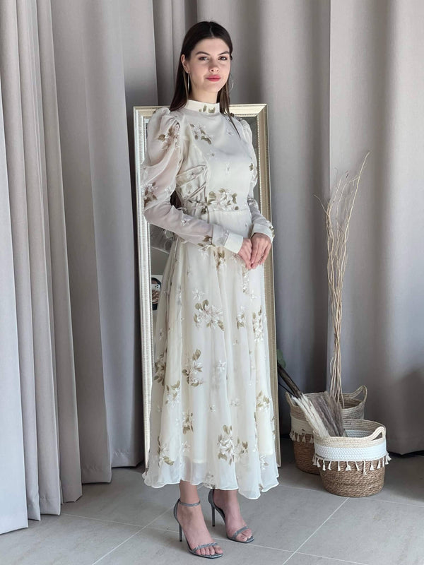 Victoria Dress In Off White Floral